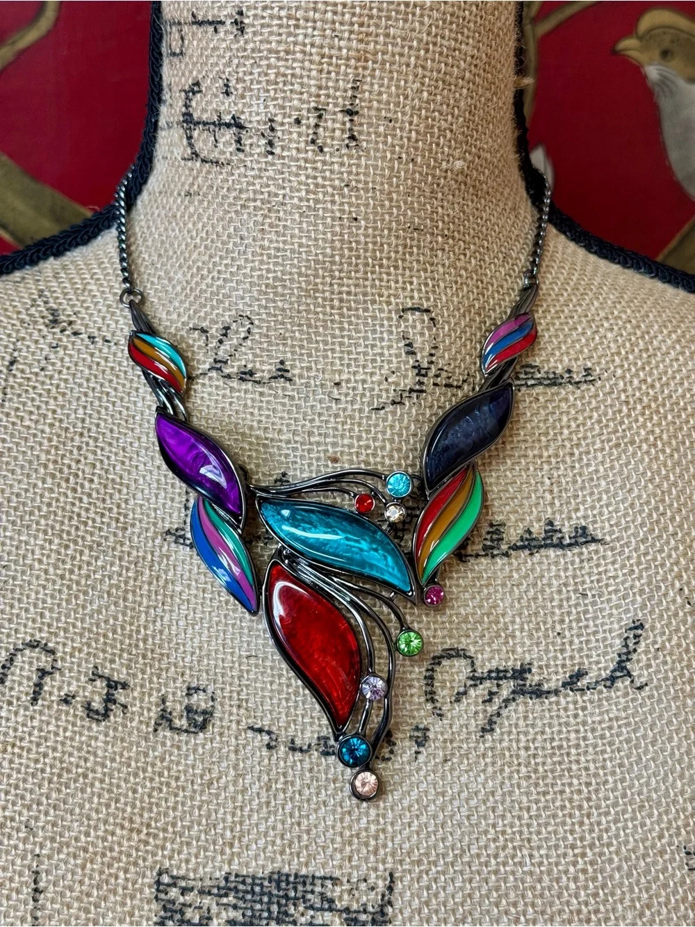 🆕 Women’s Colored Glass Necklace & Earrings Set | #B28